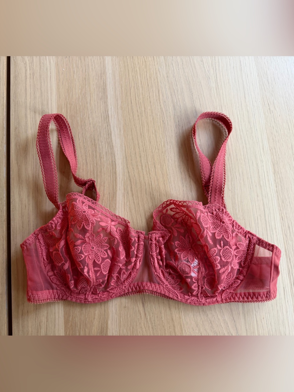 NEW Simone perele Demi bra. Size 32 E (dd)